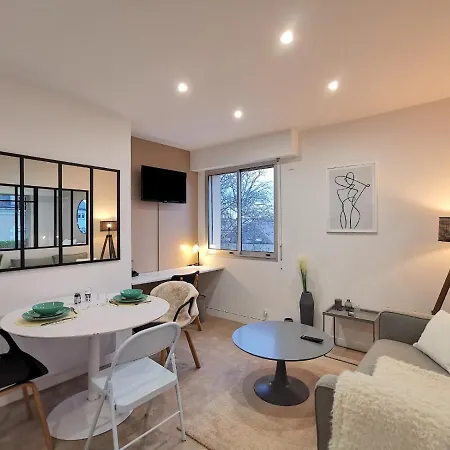 Apartamento La Verriere - Cocon Lumineux & Confort - Balcon Et Parking Gratuit Sur Place *