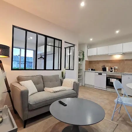 La Verriere - Cocon Lumineux & Confort - Balcon Et Parking Gratuit Sur Place Lejlighed